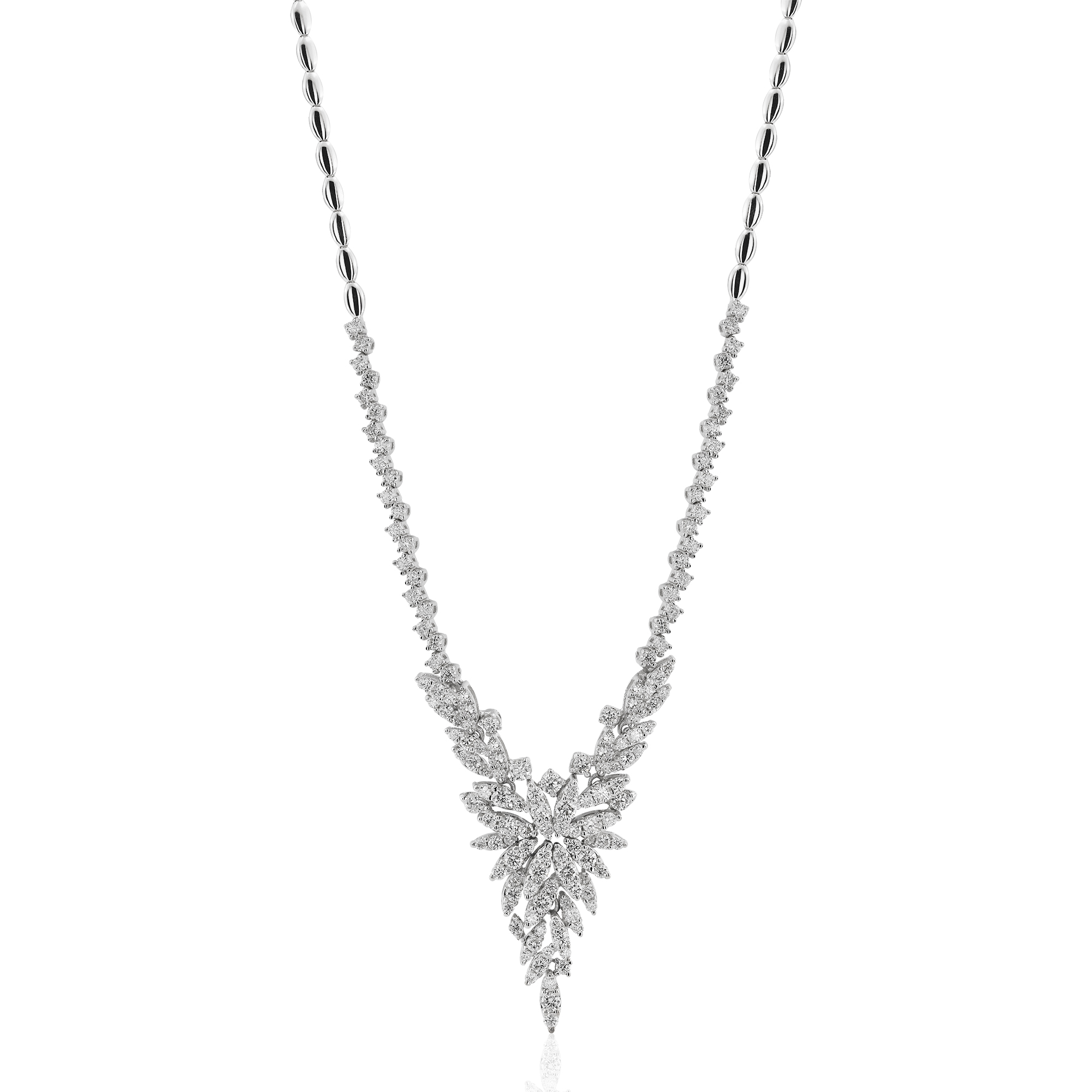3,47 Ct. Diamond Design Necklace